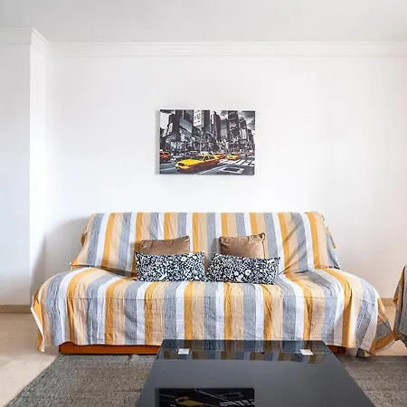Apartamento En Barrio Tipico: Experiencia Local. Costa Adeje (Tenerife)