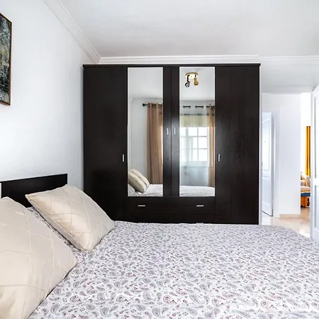 Apartamento En Barrio Tipico: Experiencia Local. Apartment Costa Adeje (Tenerife)